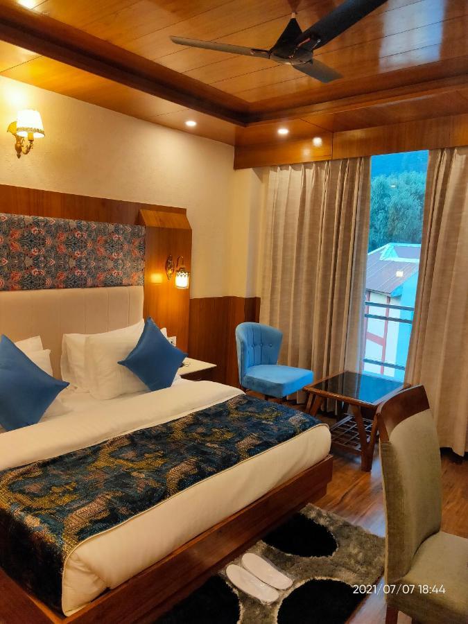 Suryansh Regency Manali Centrally Heated Air Cooled With Private Balconies Manāli Εξωτερικό φωτογραφία