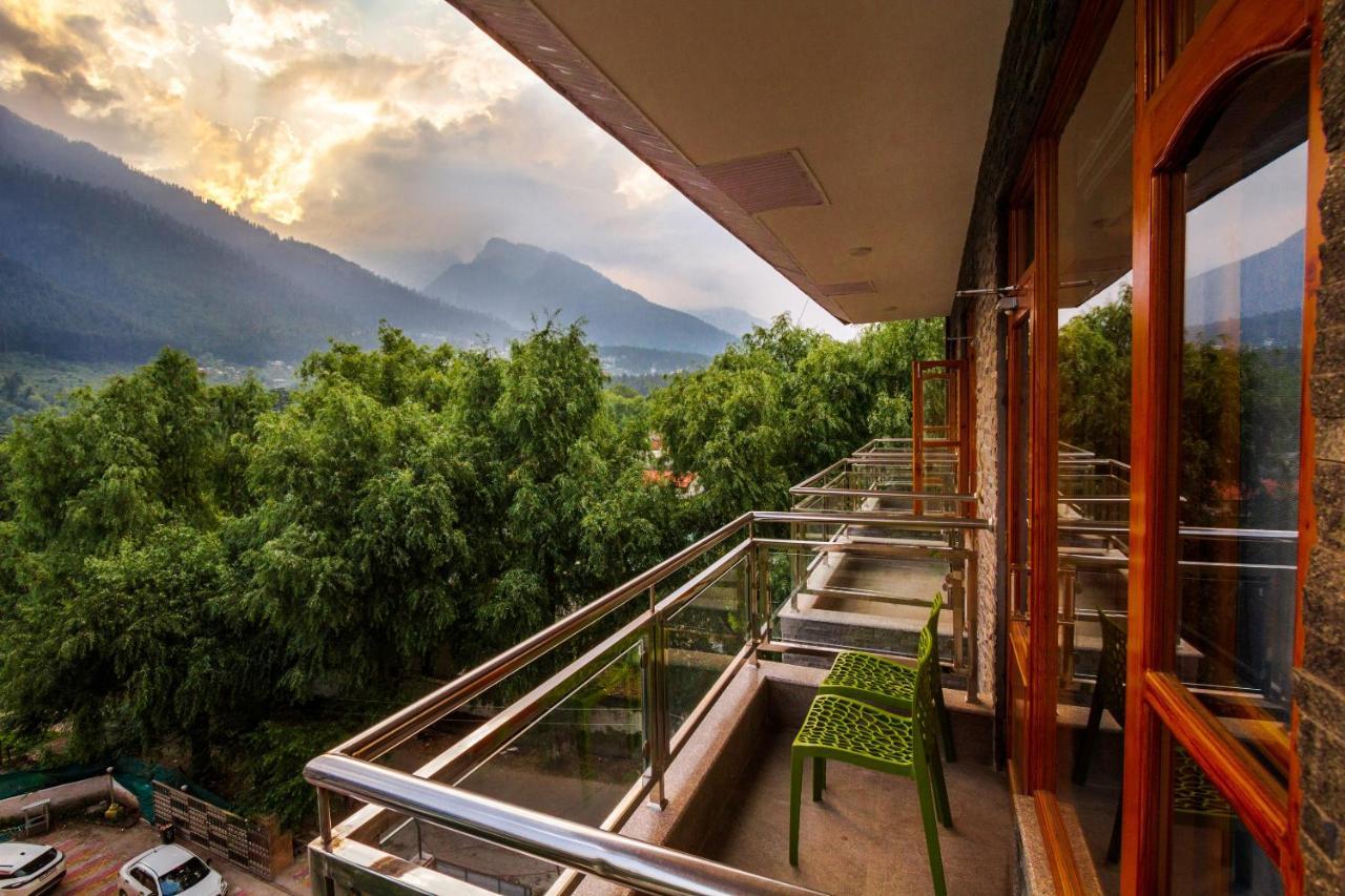 Suryansh Regency Manali Centrally Heated Air Cooled With Private Balconies Manāli Εξωτερικό φωτογραφία