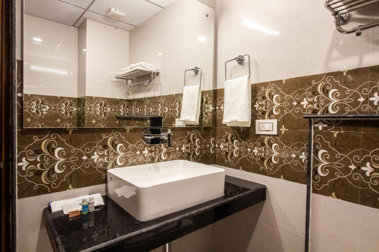 Suryansh Regency Manali Centrally Heated Air Cooled With Private Balconies Manāli Εξωτερικό φωτογραφία
