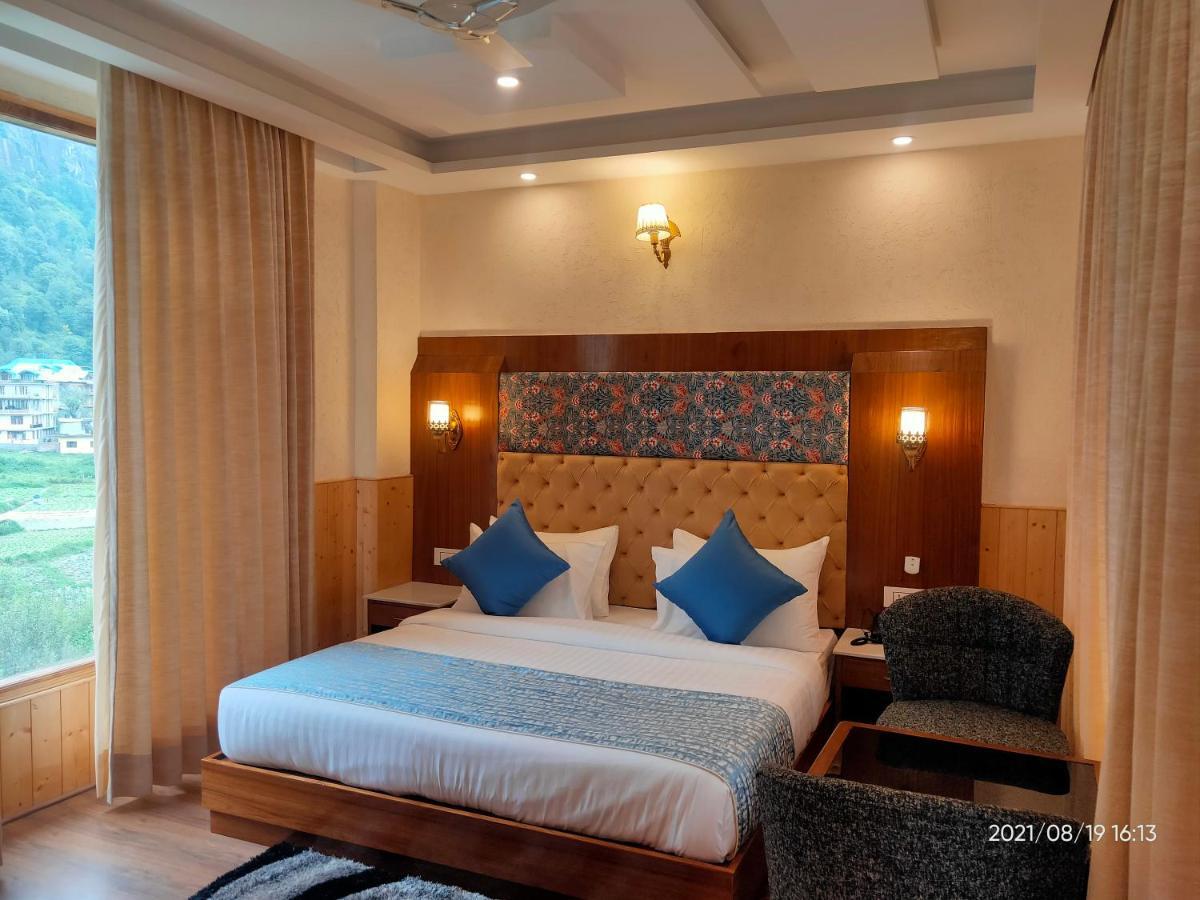 Suryansh Regency Manali Centrally Heated Air Cooled With Private Balconies Manāli Εξωτερικό φωτογραφία